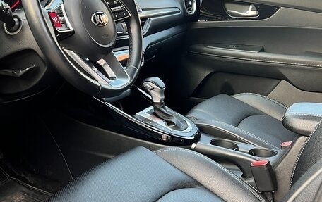 KIA Cerato IV, 2020 год, 2 500 000 рублей, 27 фотография