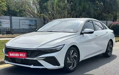 Hyundai Elantra, 2025 год, 1 800 123 рублей, 2 фотография