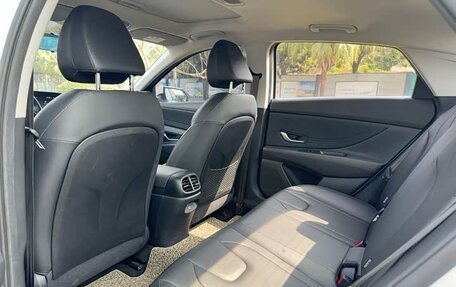 Hyundai Elantra, 2025 год, 1 800 123 рублей, 12 фотография