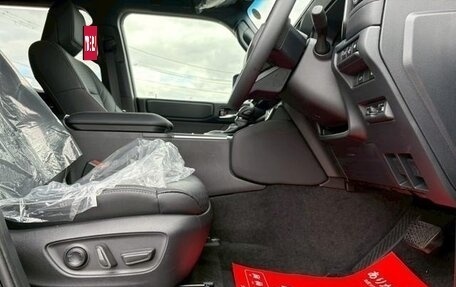 Toyota Land Cruiser Prado, 2024 год, 7 423 800 рублей, 38 фотография