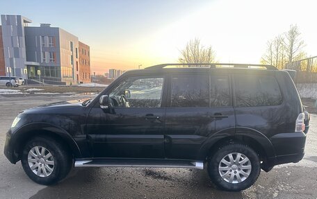 Mitsubishi Pajero IV, 2013 год, 2 370 000 рублей, 4 фотография