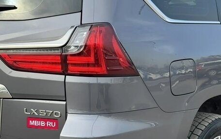Lexus LX III, 2017 год, 9 300 000 рублей, 6 фотография