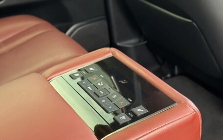 Lexus LX III, 2017 год, 9 300 000 рублей, 19 фотография