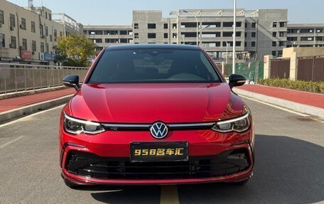 Volkswagen Golf VIII, 2021 год, 2 250 500 рублей, 2 фотография