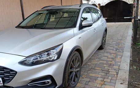 Ford Focus IV, 2020 год, 1 430 000 рублей, 2 фотография