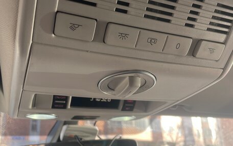 Volkswagen Multivan T6 рестайлинг, 2018 год, 3 990 000 рублей, 13 фотография