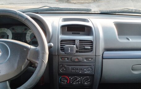 Renault Symbol I, 2006 год, 380 000 рублей, 10 фотография