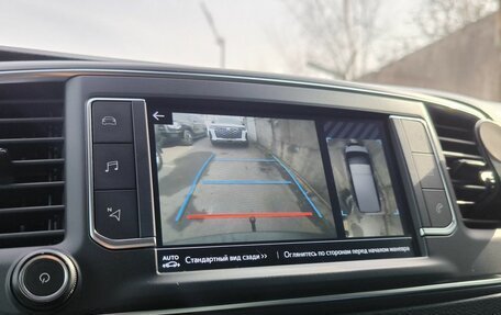 Toyota ProAce II, 2018 год, 3 650 000 рублей, 28 фотография