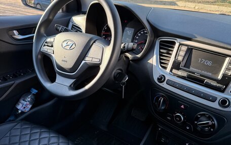 Hyundai Solaris II рестайлинг, 2020 год, 1 490 000 рублей, 8 фотография