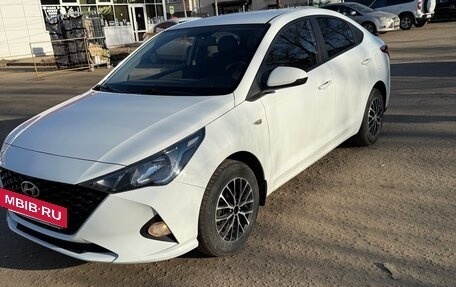 Hyundai Solaris II рестайлинг, 2020 год, 1 490 000 рублей, 3 фотография