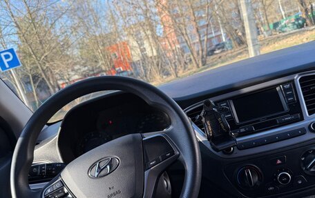 Hyundai Solaris II рестайлинг, 2020 год, 1 490 000 рублей, 14 фотография