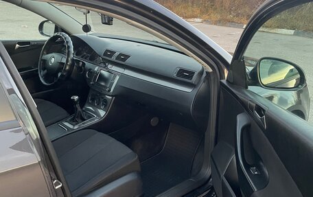 Volkswagen Passat B6, 2008 год, 700 000 рублей, 7 фотография