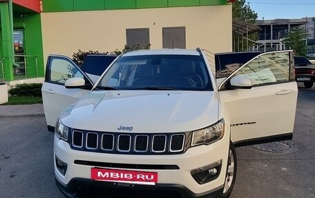 Jeep Compass II, 2017 год, 1 950 000 рублей, 4 фотография