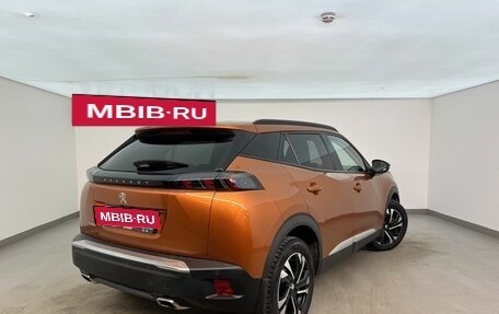 Peugeot 2008 II, 2021 год, 1 820 000 рублей, 2 фотография