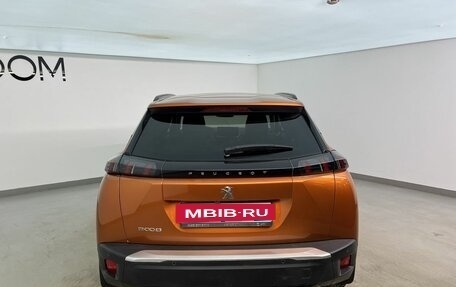 Peugeot 2008 II, 2021 год, 1 820 000 рублей, 4 фотография