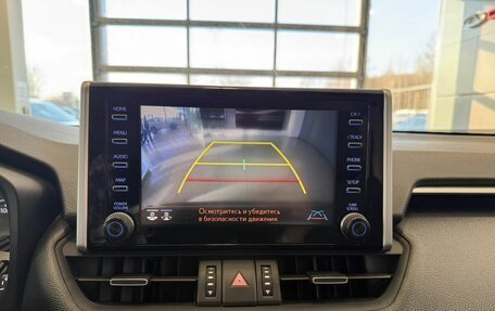 Toyota RAV4, 2021 год, 2 997 000 рублей, 17 фотография