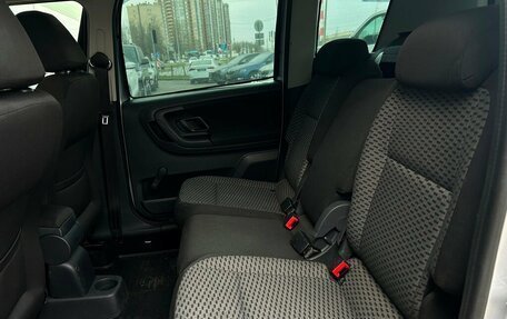 Skoda Roomster, 2014 год, 772 800 рублей, 8 фотография