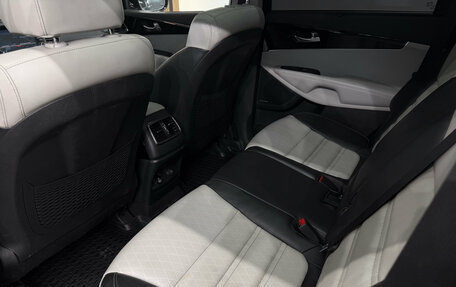 KIA Sorento III Prime рестайлинг, 2018 год, 3 050 000 рублей, 23 фотография