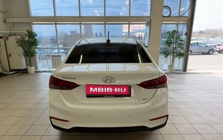Hyundai Solaris II рестайлинг, 2019 год, 1 620 000 рублей, 4 фотография