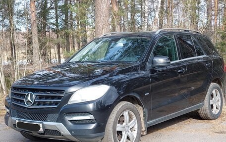 Mercedes-Benz M-Класс, 2012 год, 1 900 000 рублей, 4 фотография