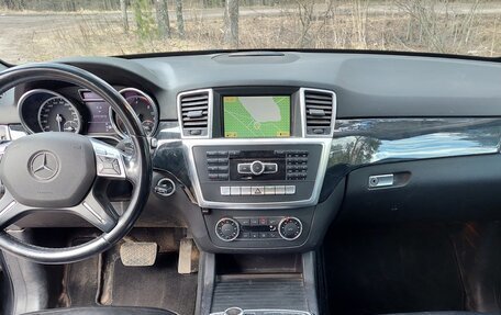 Mercedes-Benz M-Класс, 2012 год, 1 900 000 рублей, 13 фотография