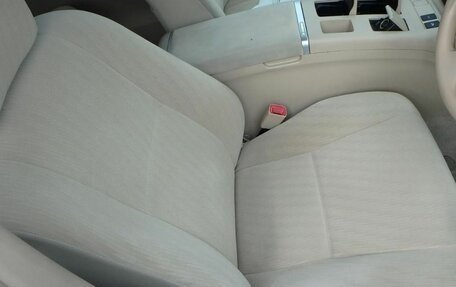 Toyota Estima III рестайлинг -2, 2016 год, 2 700 000 рублей, 4 фотография