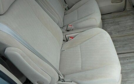 Toyota Estima III рестайлинг -2, 2016 год, 2 700 000 рублей, 12 фотография