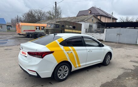 Hyundai Solaris II рестайлинг, 2019 год, 670 000 рублей, 3 фотография