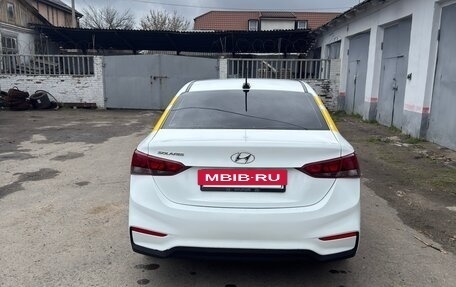 Hyundai Solaris II рестайлинг, 2019 год, 670 000 рублей, 2 фотография