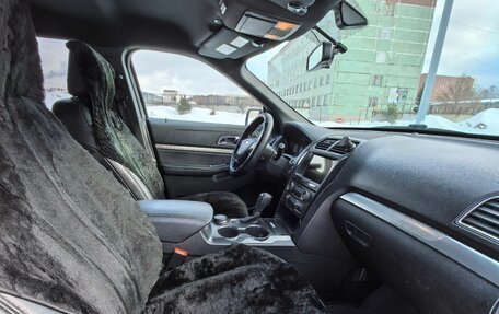 Ford Explorer VI, 2018 год, 2 900 000 рублей, 13 фотография