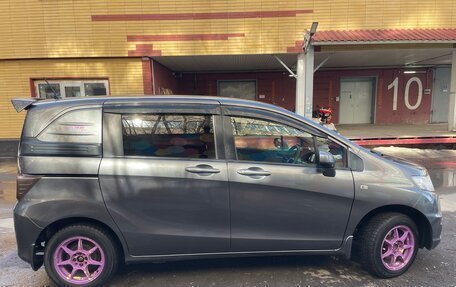 Honda Freed I, 2011 год, 1 000 000 рублей, 3 фотография