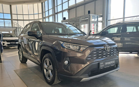 Toyota RAV4, 2021 год, 3 160 000 рублей, 3 фотография
