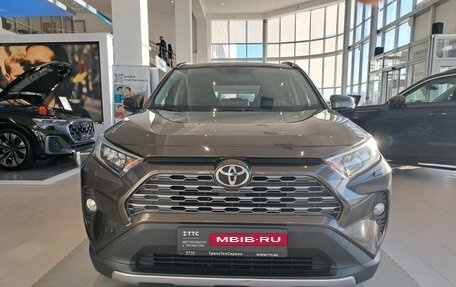 Toyota RAV4, 2021 год, 3 160 000 рублей, 2 фотография