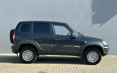 Chevrolet Niva I рестайлинг, 2015 год, 675 000 рублей, 9 фотография