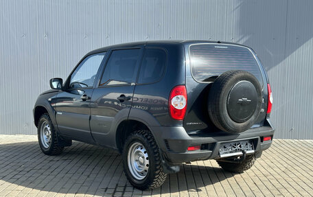 Chevrolet Niva I рестайлинг, 2015 год, 675 000 рублей, 6 фотография