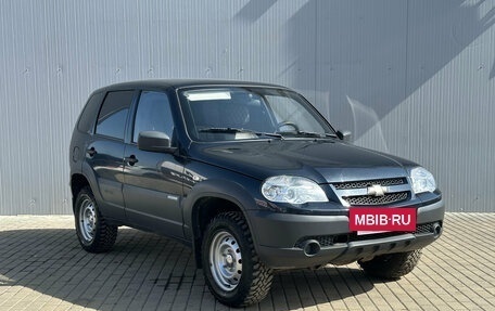 Chevrolet Niva I рестайлинг, 2015 год, 675 000 рублей, 2 фотография