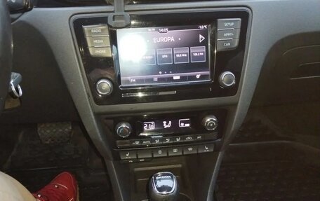 Skoda Rapid I, 2017 год, 1 400 000 рублей, 6 фотография