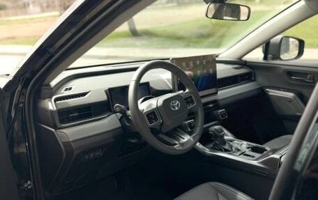 Toyota RAV4, 2026 год, 4 600 000 рублей, 12 фотография