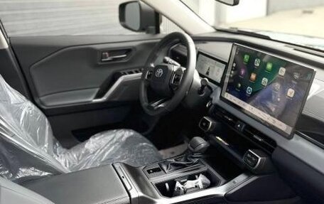 Toyota RAV4, 2026 год, 4 600 000 рублей, 13 фотография