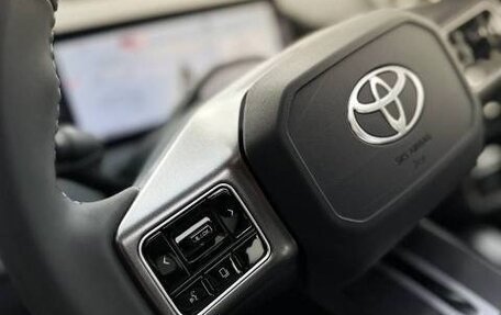 Toyota RAV4, 2026 год, 4 600 000 рублей, 16 фотография