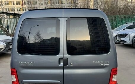 Peugeot Partner II рестайлинг 2, 2011 год, 595 000 рублей, 4 фотография