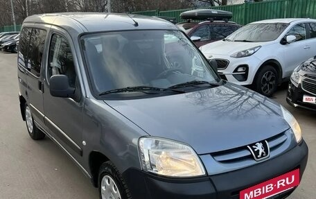 Peugeot Partner II рестайлинг 2, 2011 год, 595 000 рублей, 9 фотография