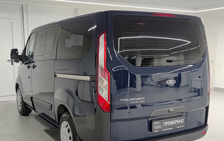 Ford Tourneo Custom I рестайлинг, 2017 год, 2 537 000 рублей, 11 фотография