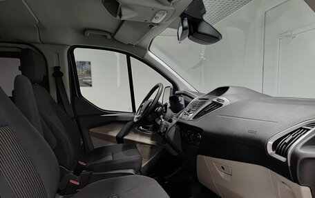 Ford Tourneo Custom I рестайлинг, 2017 год, 2 537 000 рублей, 15 фотография