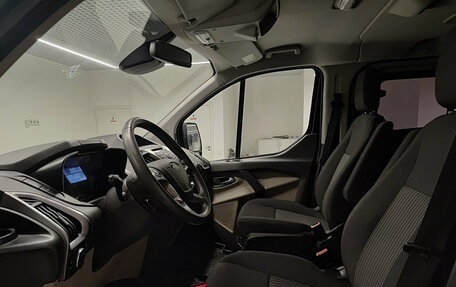 Ford Tourneo Custom I рестайлинг, 2017 год, 2 537 000 рублей, 20 фотография