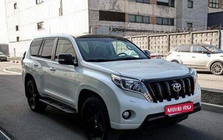 Toyota Land Cruiser Prado 150 рестайлинг 2, 2014 год, 3 799 000 рублей, 3 фотография