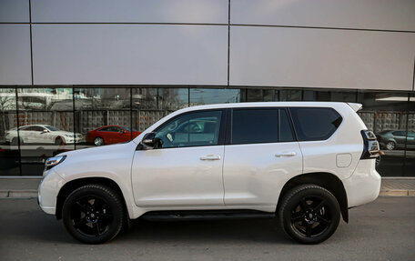 Toyota Land Cruiser Prado 150 рестайлинг 2, 2014 год, 3 799 000 рублей, 7 фотография