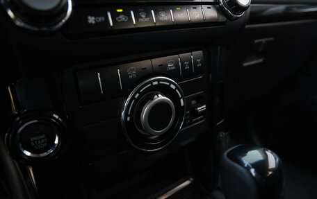 Toyota Land Cruiser Prado 150 рестайлинг 2, 2014 год, 3 799 000 рублей, 12 фотография