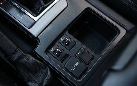 Toyota Land Cruiser Prado 150 рестайлинг 2, 2014 год, 3 799 000 рублей, 11 фотография