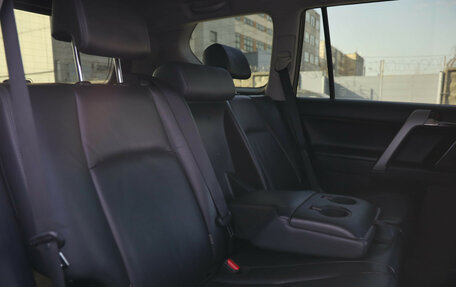 Toyota Land Cruiser Prado 150 рестайлинг 2, 2014 год, 3 799 000 рублей, 19 фотография